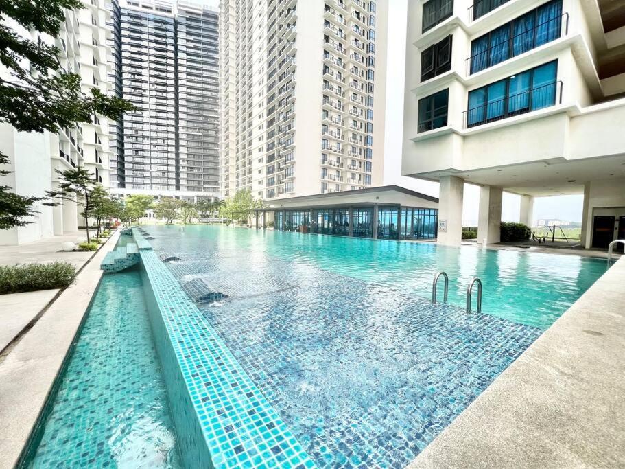 F 1-5 Pax 3Bed Cozy Home Studio Trefoil Setia Alam Wifi & Tv ชาห์อาลัม ภายนอก รูปภาพ